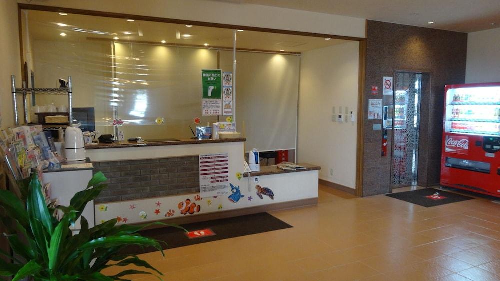 Hotel Castlevillage Miyakojima Экстерьер фото